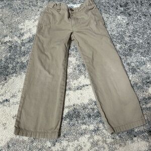 Girls khakis pants size 6.